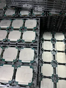 Intel Xeon E5-2696 v3 — product reference photo 2
