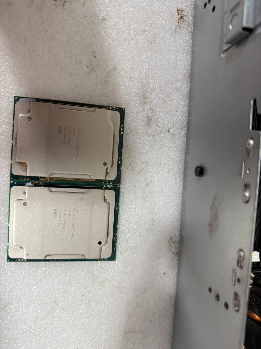 Intel Xeon Gold 5218R — product reference photo 1