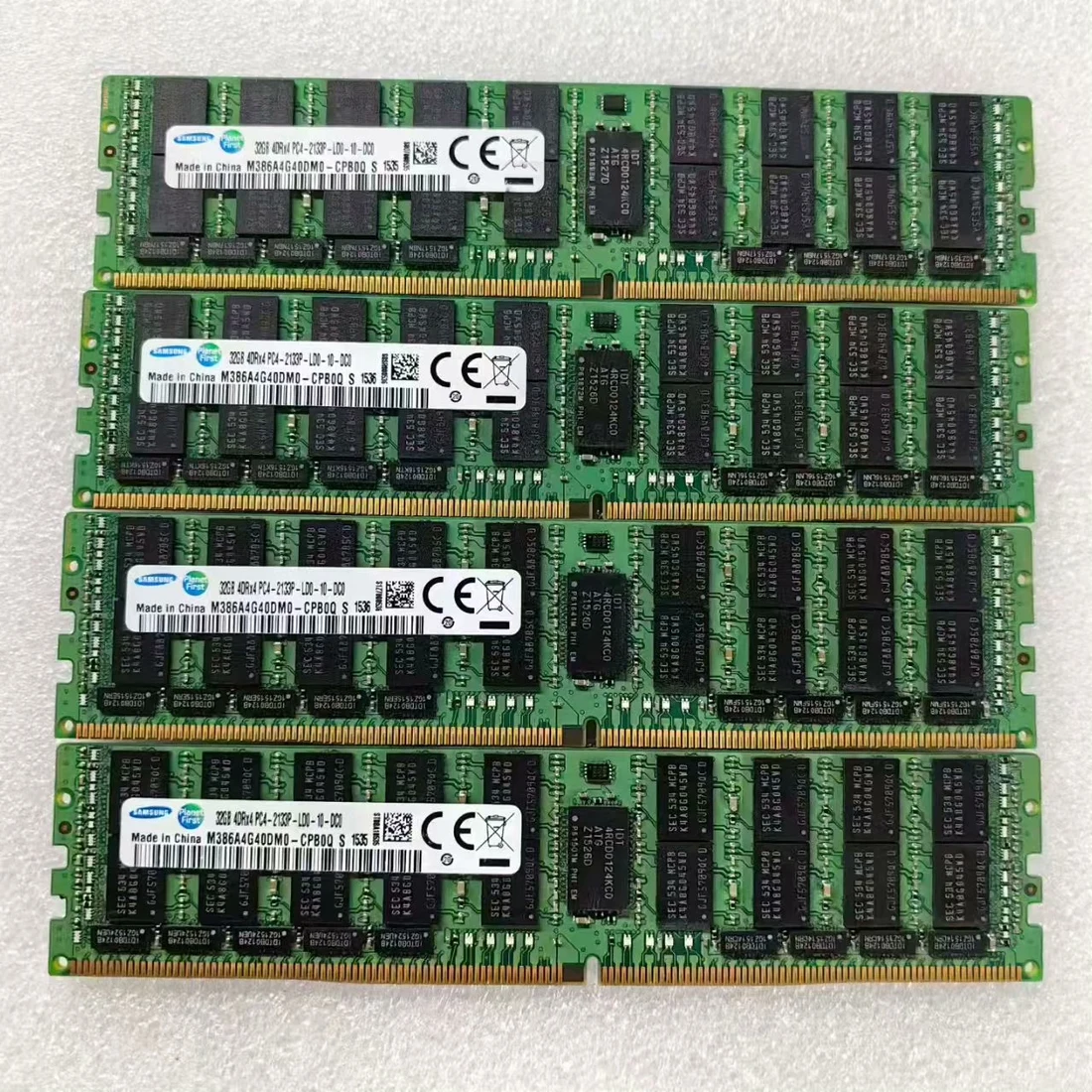 M386A4G40DM0-CPB0Q — product reference photo 1
