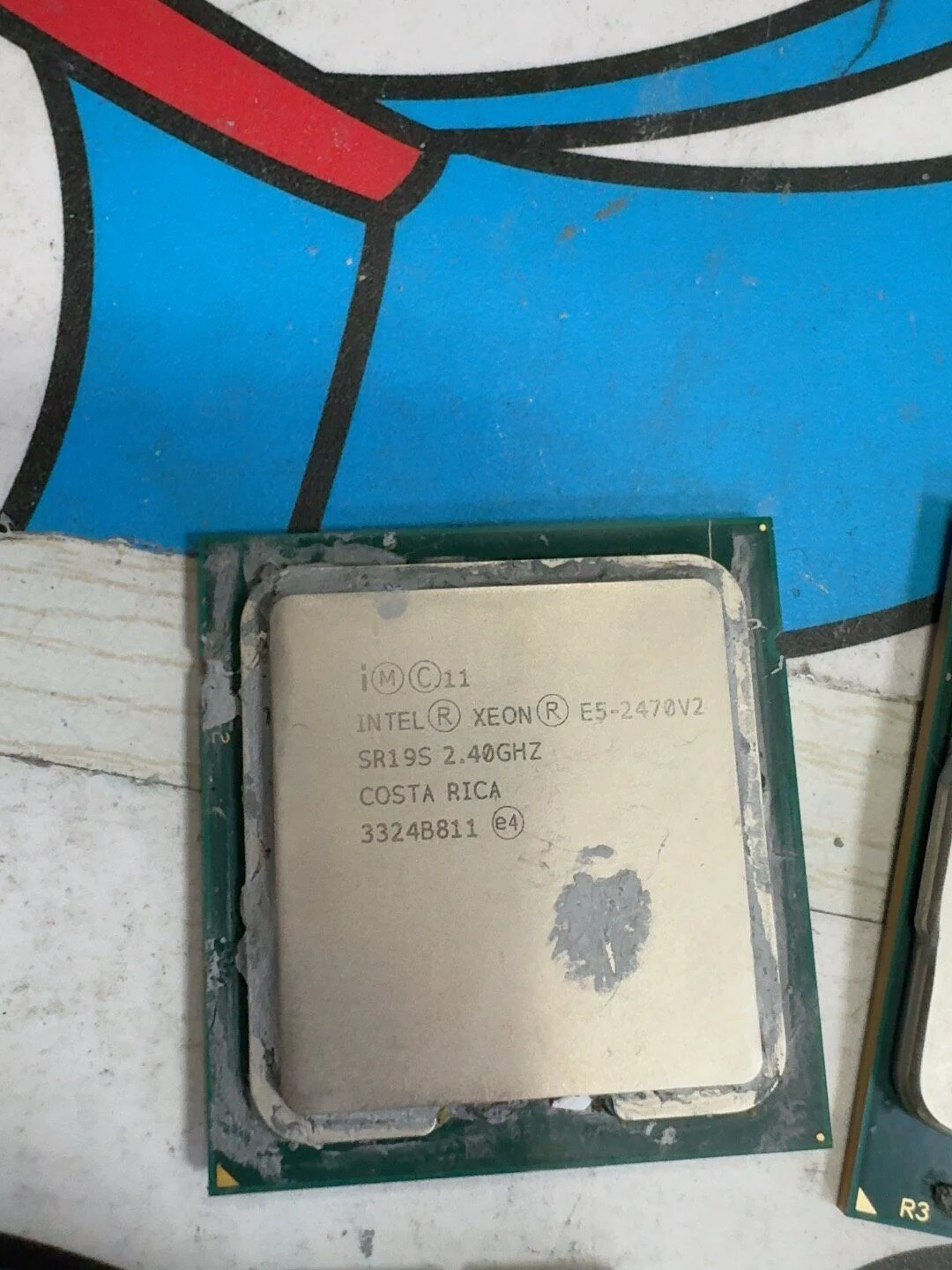 Intel Xeon E5-2470 v2 — product reference photo 1