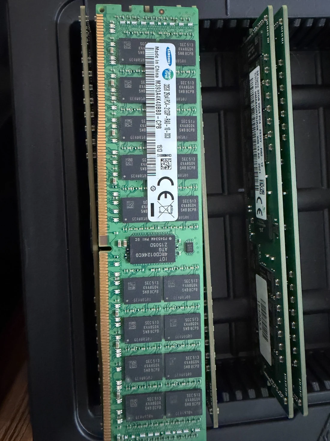 M393A4K40BB0-CPB — product reference photo 1