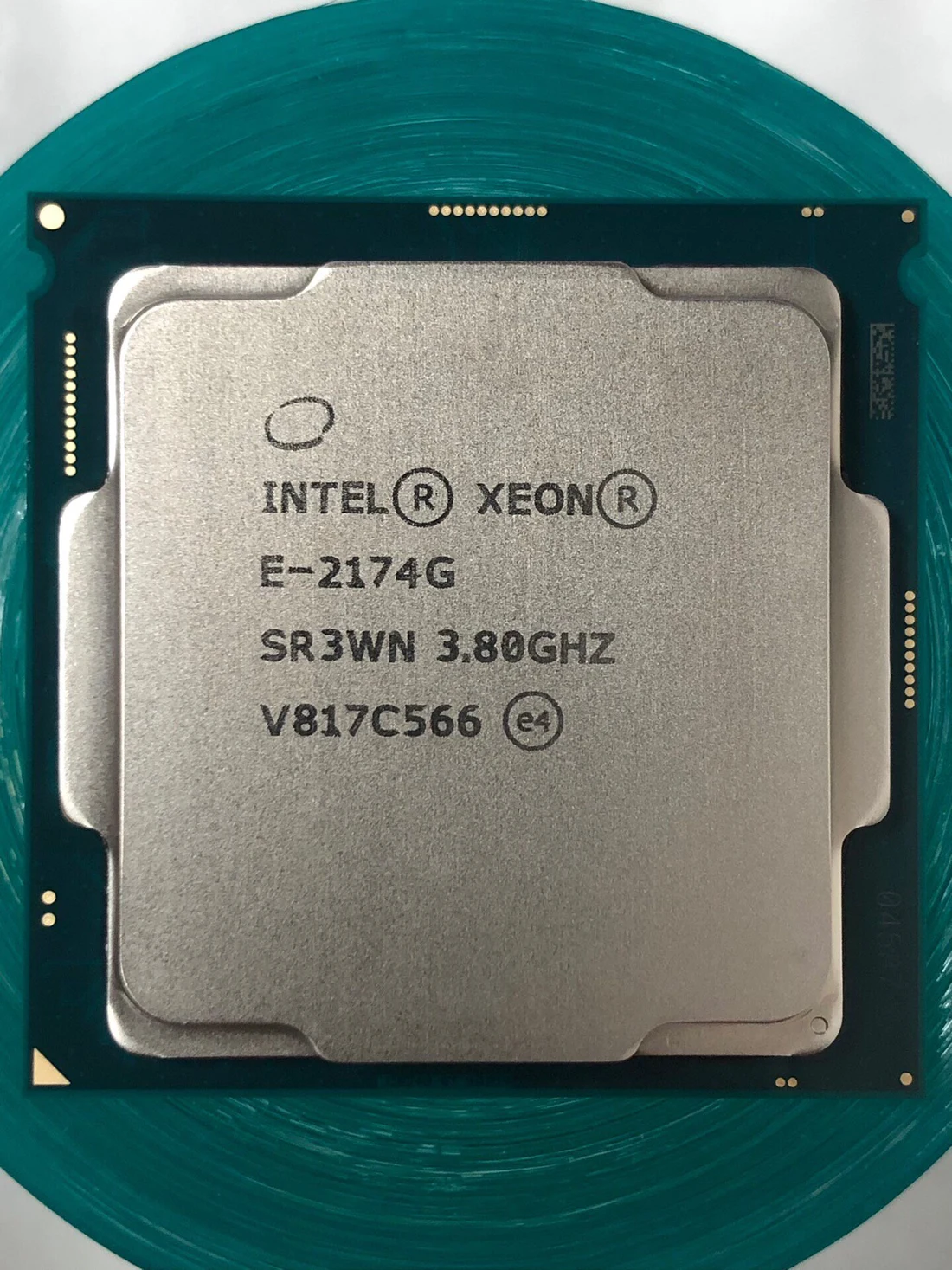 Intel Xeon E-2174G — product reference photo 1