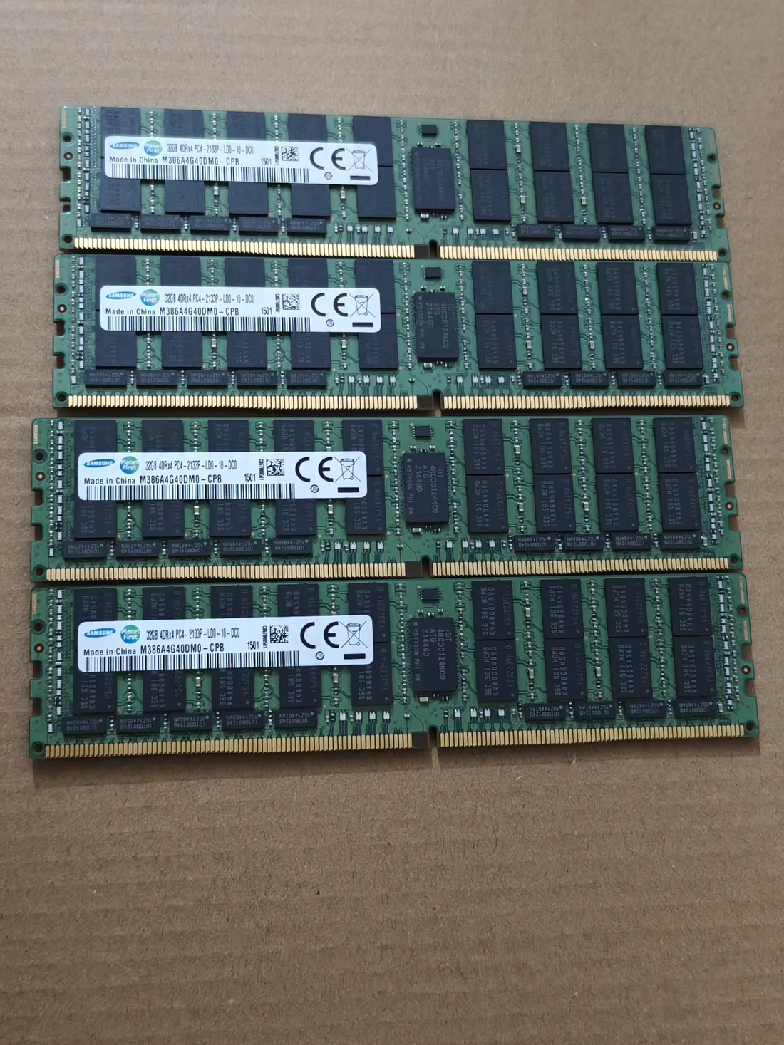 M386A4G40DM0-CPB — product reference photo 1