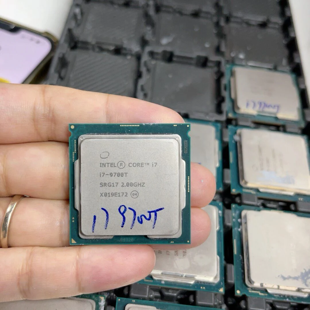 Intel Core i7-9700T — product reference photo 1