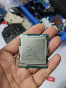 Intel Core i7-7800X — product reference photo 1