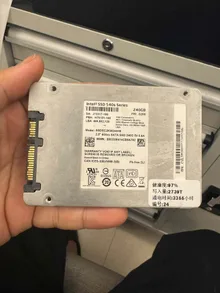 SSDSC2KW240H6 — product reference photo 1