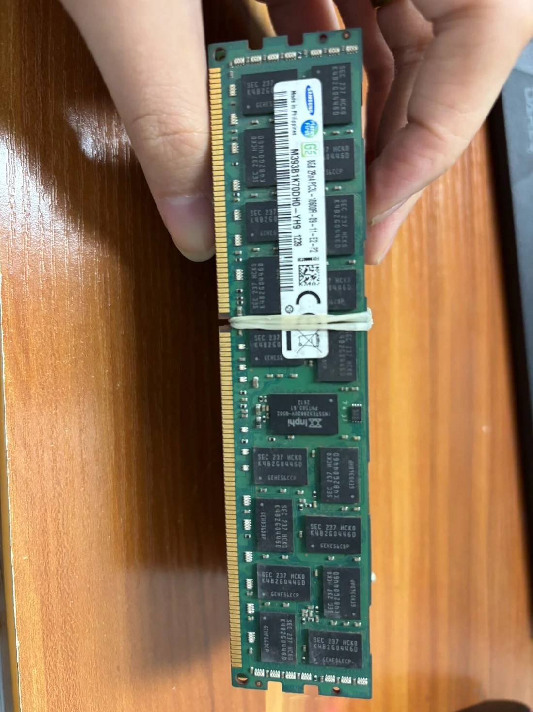 M393B1K70DH0-YH9 — product reference photo 1