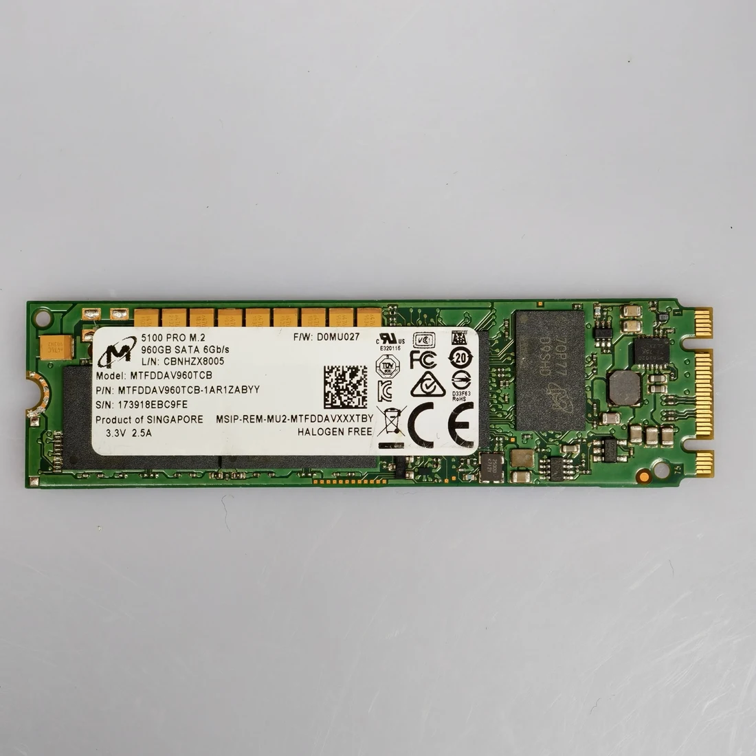 MTFDDAV960TCB — product reference photo 1