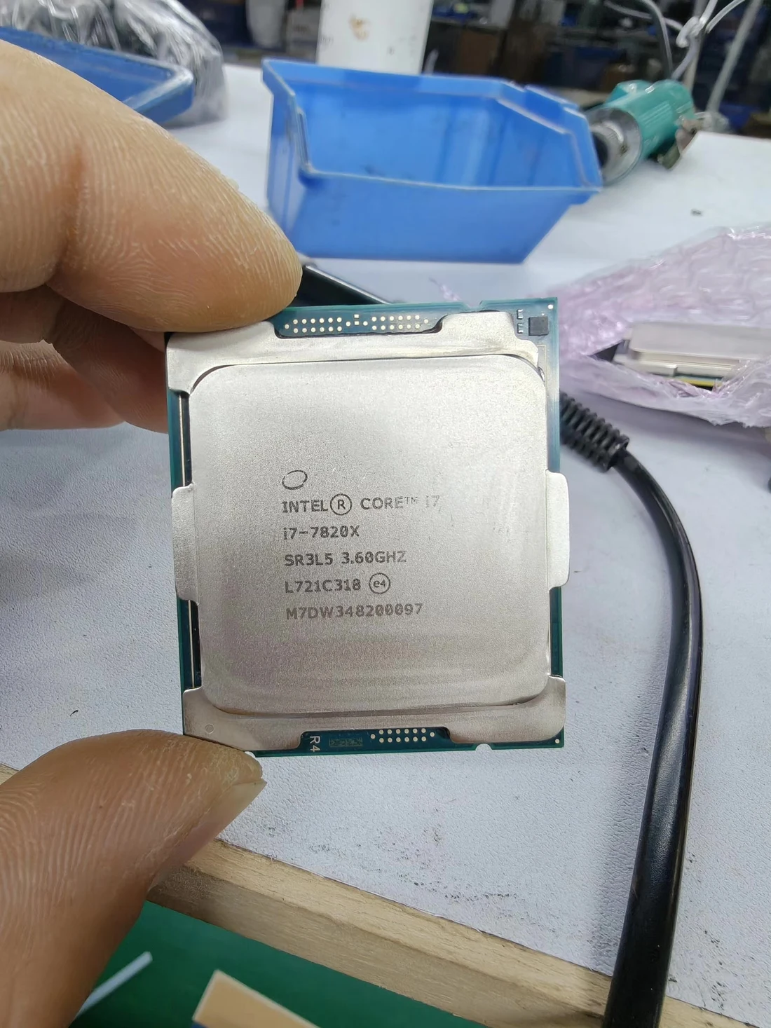 Intel Core i7-7820X — product reference photo 1