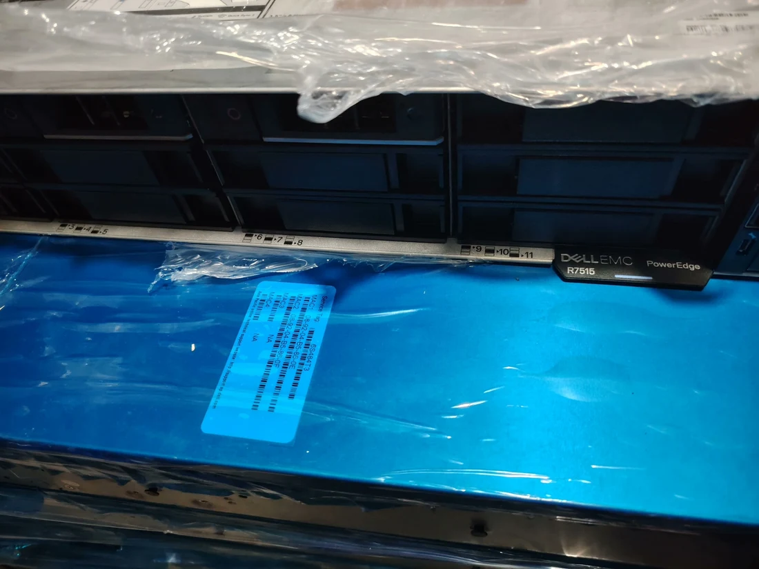 PowerEdge R7515 — product reference photo 1