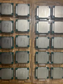 Intel Xeon E5-2666 v3 — product reference photo 3
