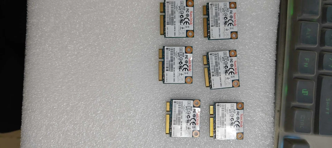 SDSA6FK-128G-1002 — product reference photo 1