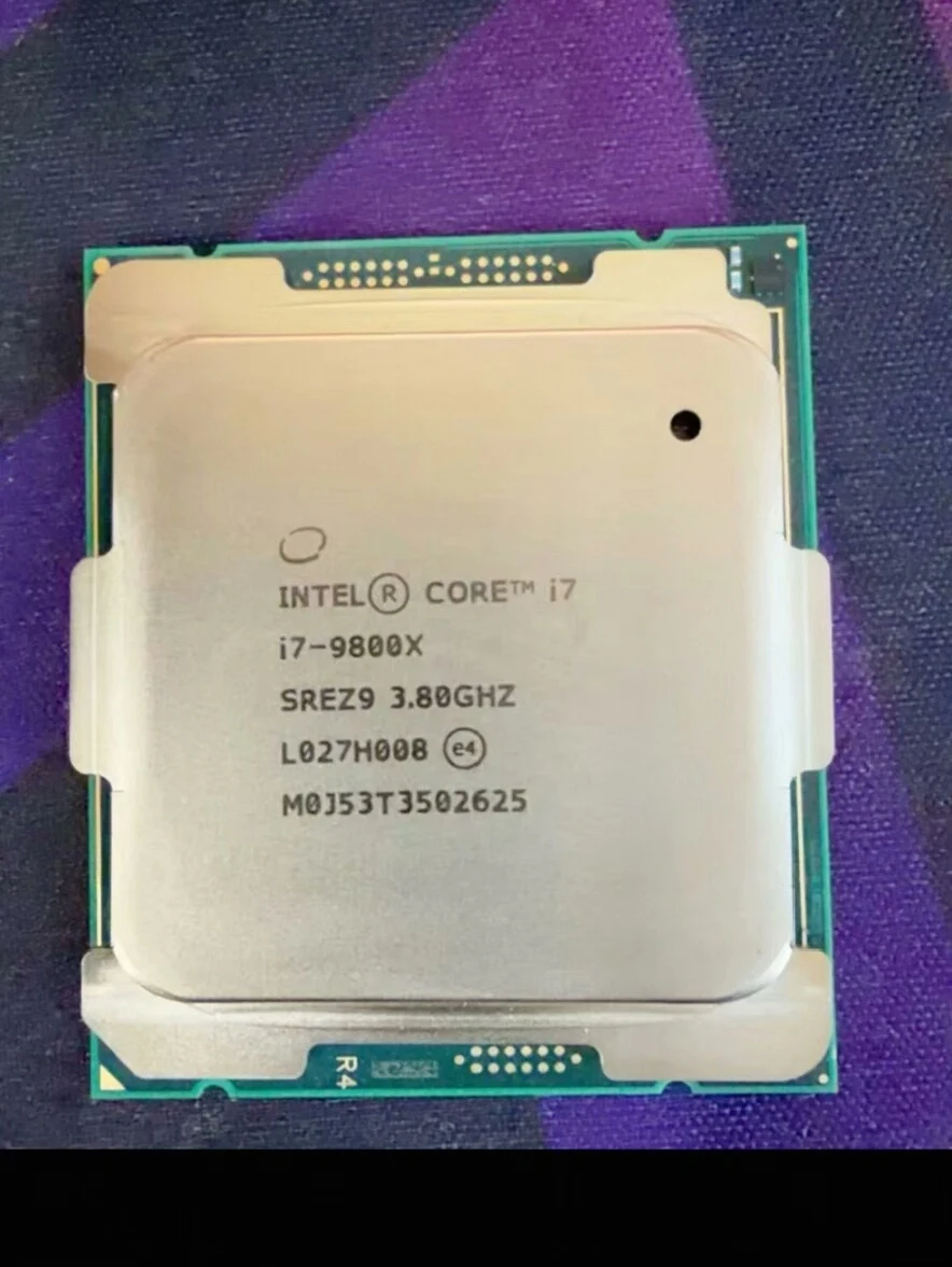 Intel Core i7-9800X — product reference photo 1