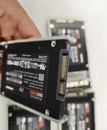 MZ-76E2T0 — product reference photo 3
