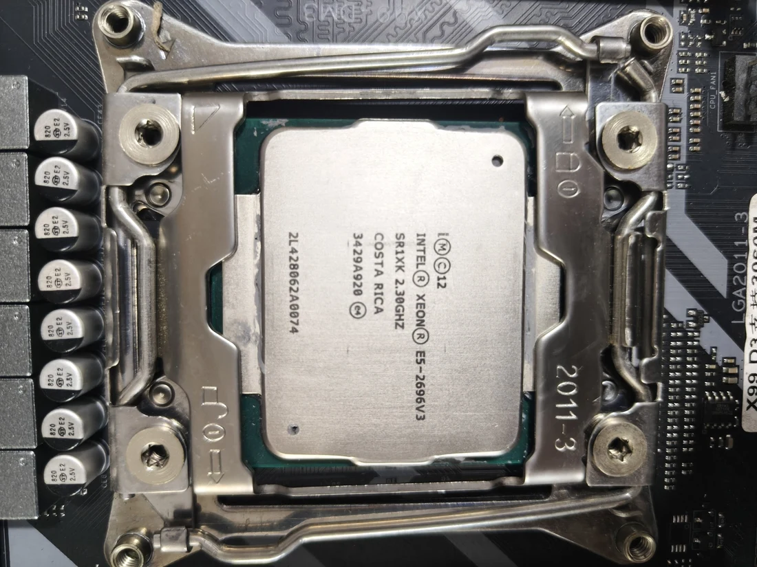 Xeon E5-2696 v3 — product reference photo 1