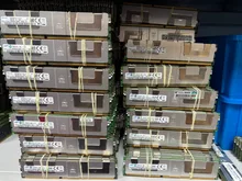 Samsung 32GB DDR3L-1866 LRDIMM 4Rx4 — reference photo including other products 1