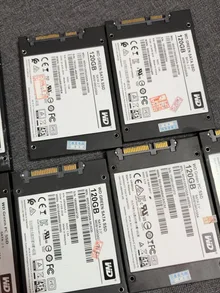 WDS120G2G0A-00JH30 — product reference photo 1