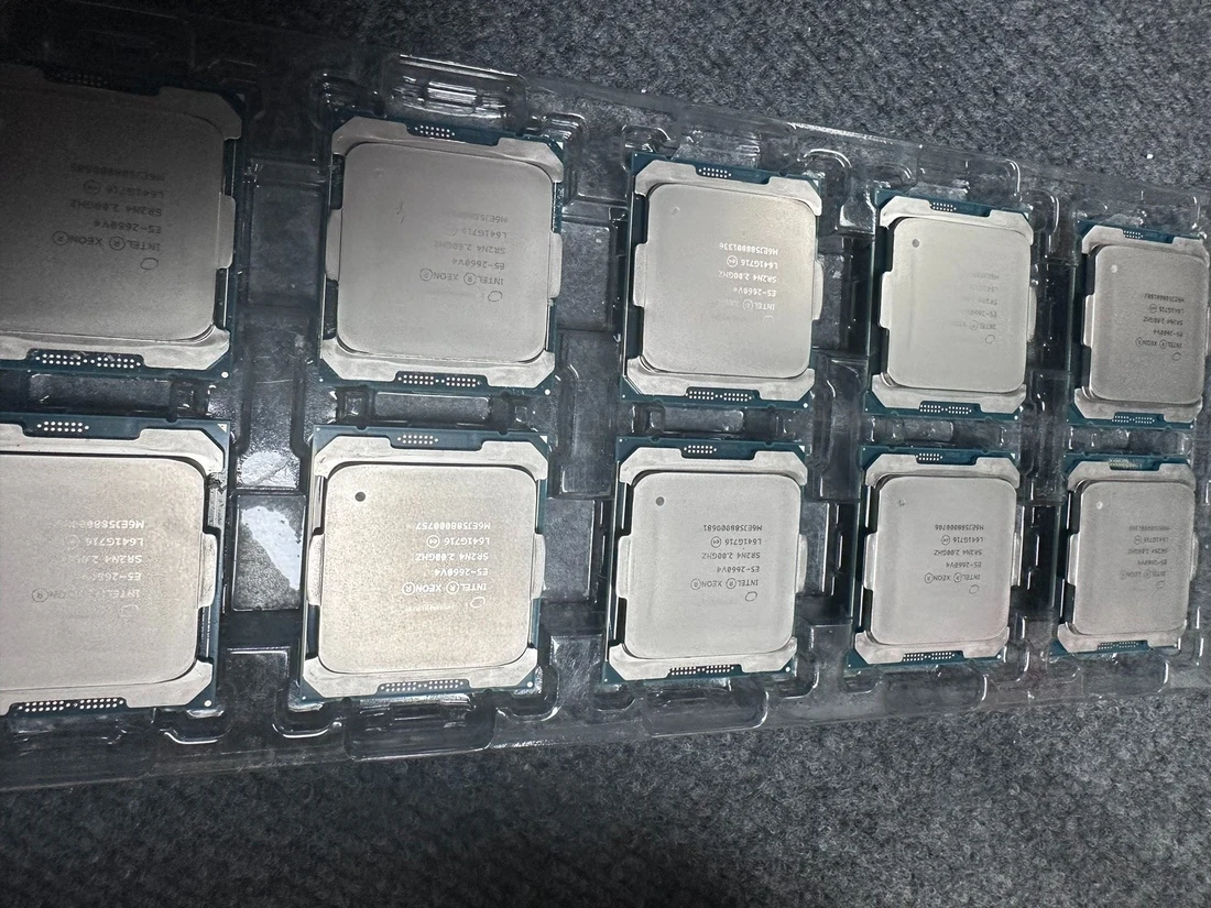 Intel Xeon E5-2660 v4 — product reference photo 1