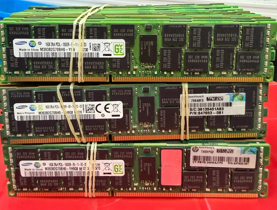 M393B2G70BH0-YH9Q8 — product reference photo 1