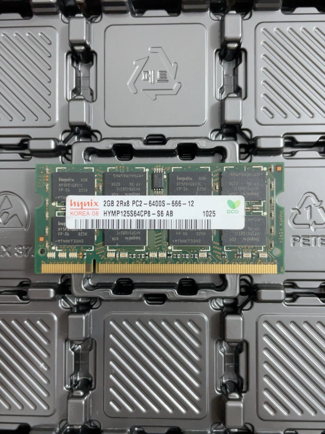 HYMP125S64CP8-S6 — label reference photo 1