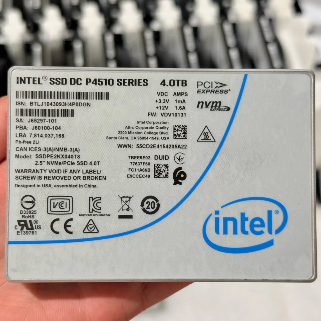 SSDPE2KX040T8 — product reference photo 1