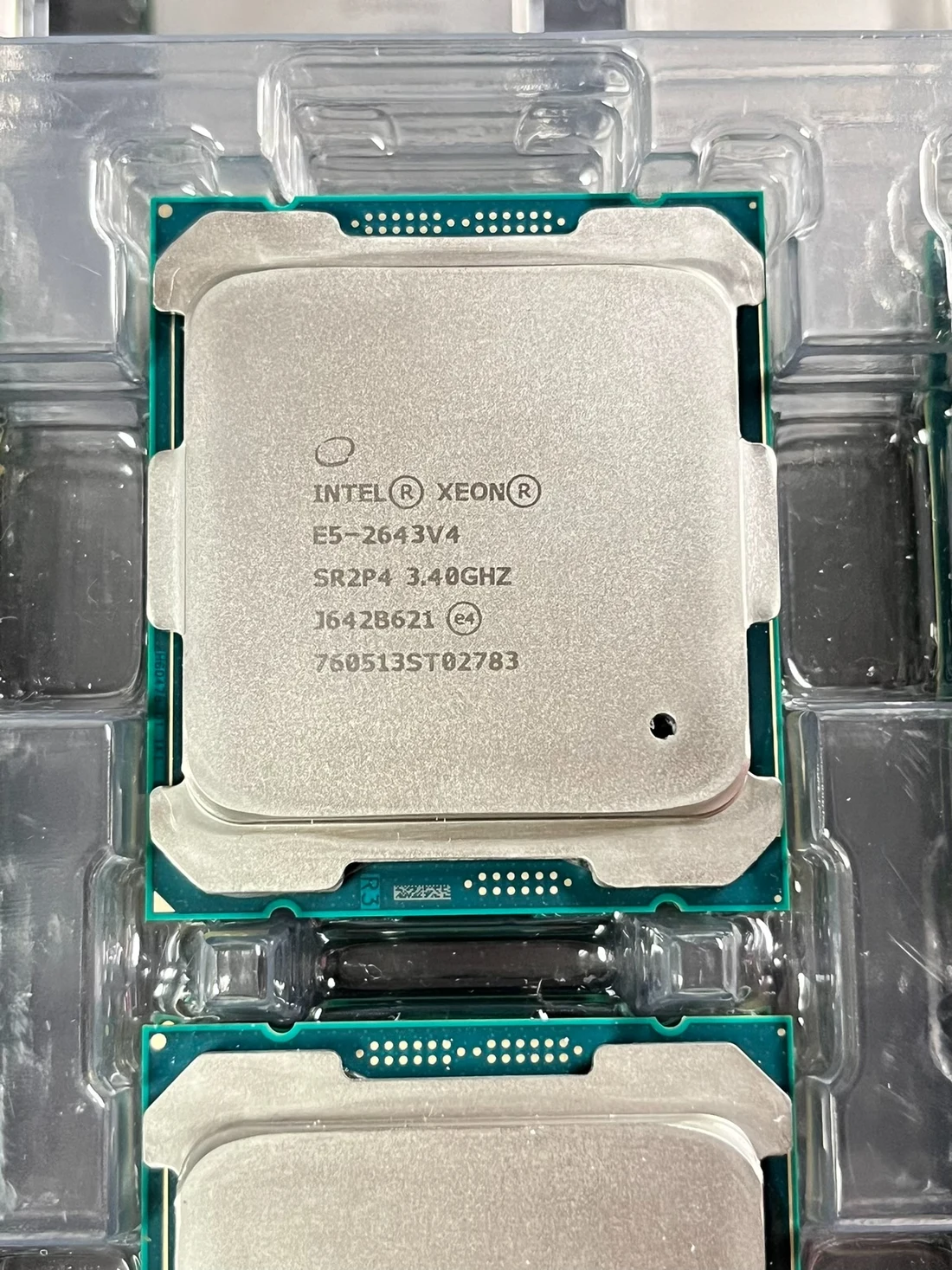 Intel Xeon E5-2643 v4 — product reference photo 1