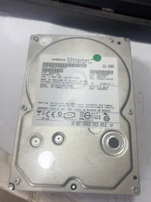 HUA721010KLA330 — product reference photo 1