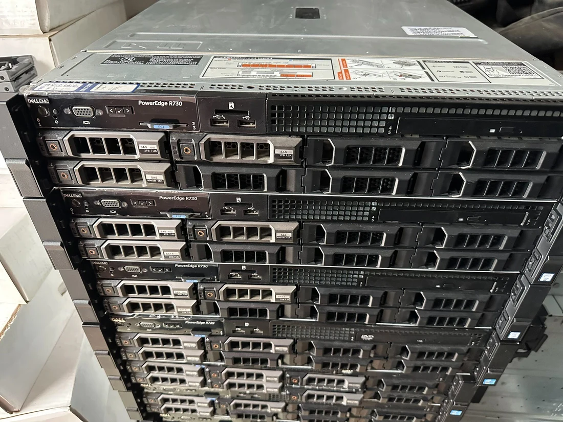 PowerEdge R730 — product reference photo 1