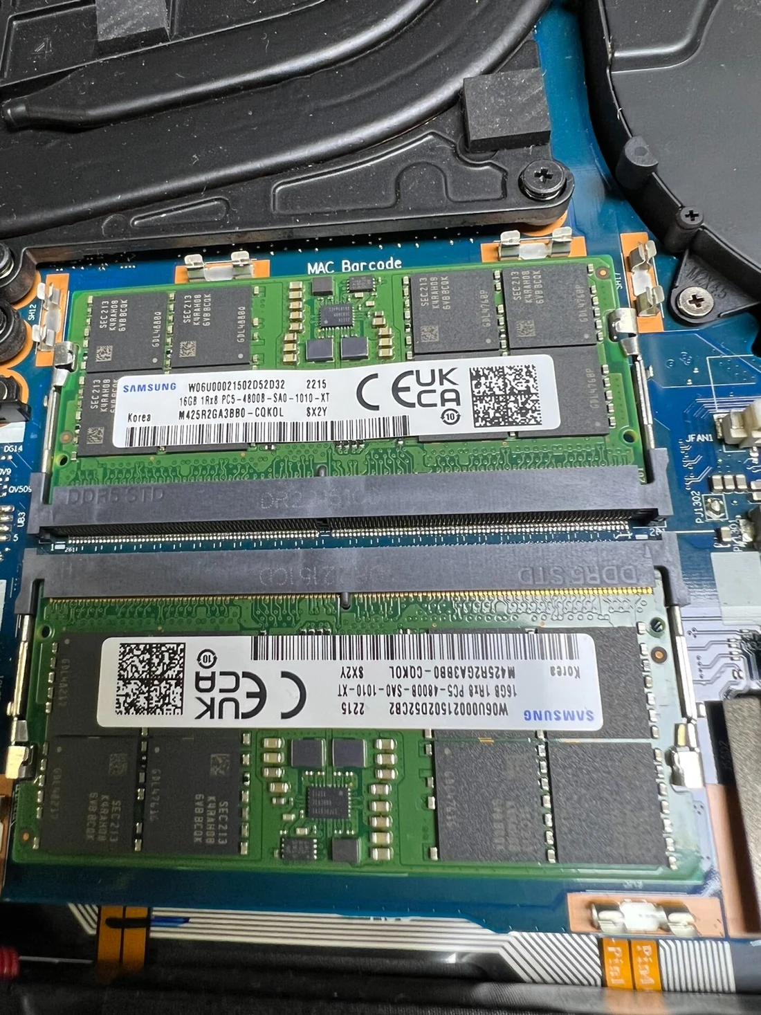 M425R2GA3BB0-CQK0L — product reference photo 1