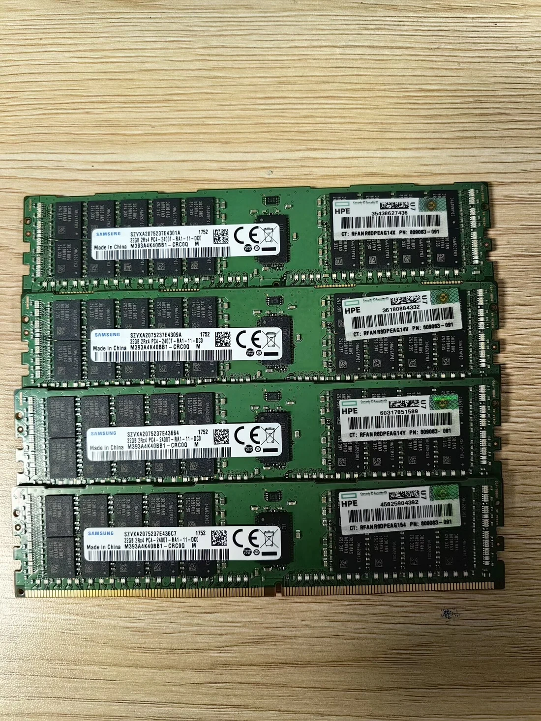 M393A4K40BB1-CRC00 — product reference photo 1