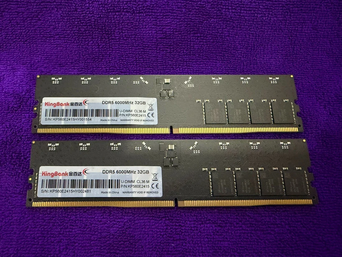 KP560E2415 — reference photo including other products 1