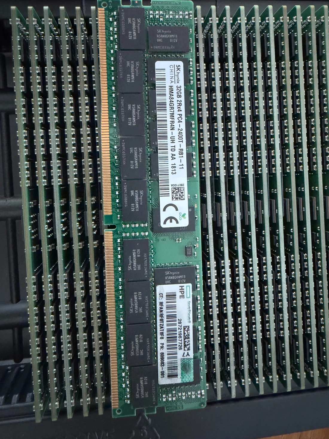 HMA84GR7MFR4N-UH — product reference photo 1