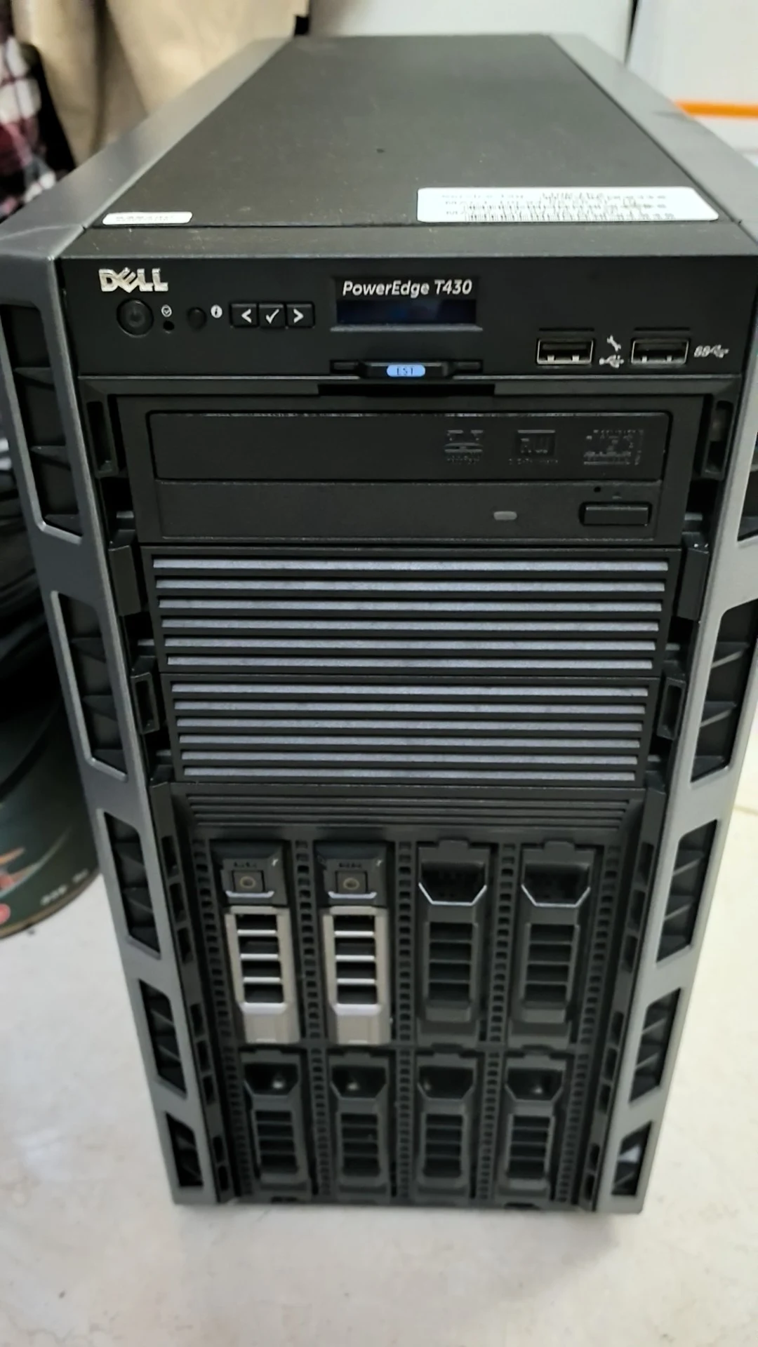 PowerEdge T430 — product reference photo 1