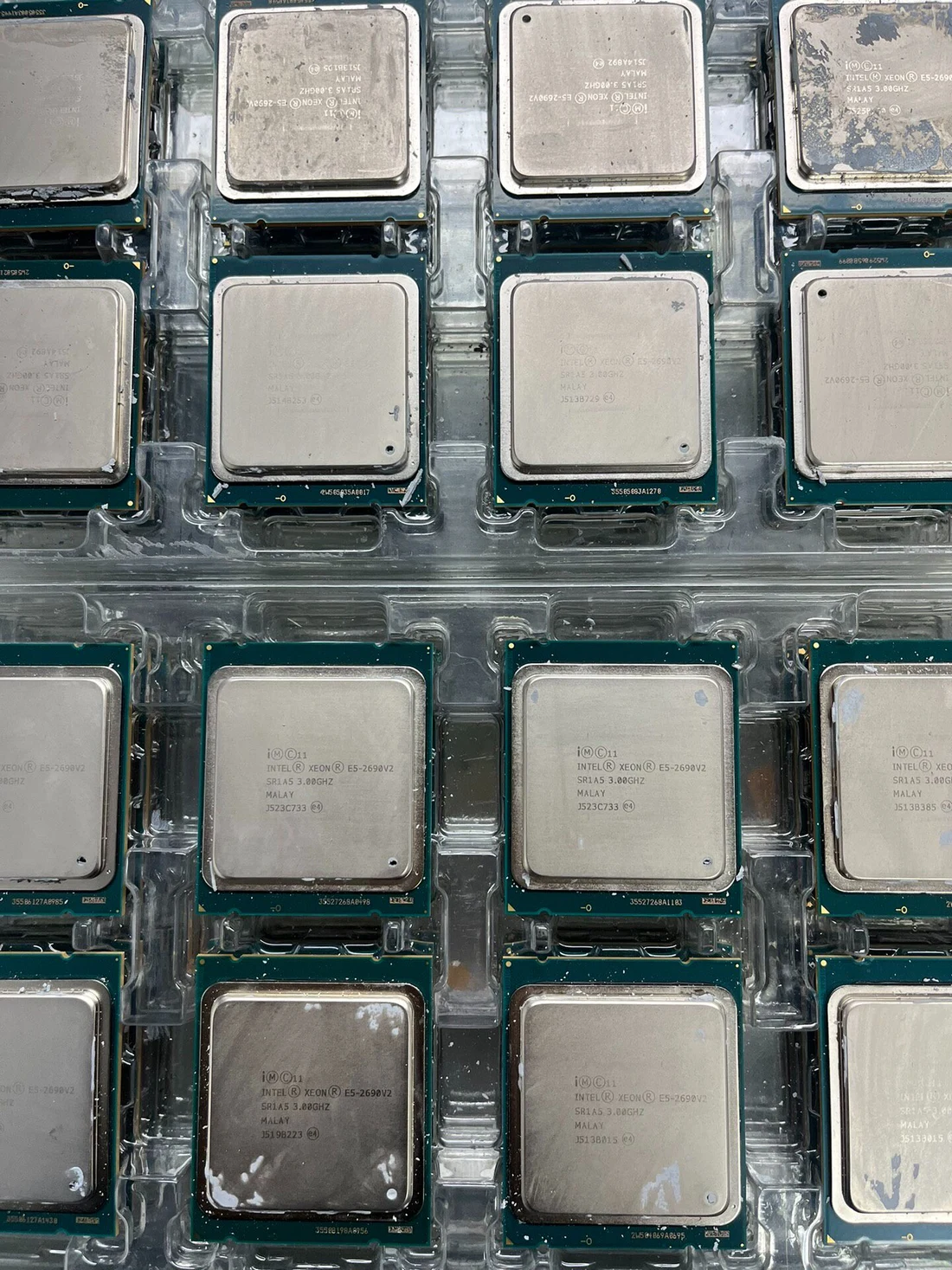 Intel Xeon E5-2690 v2 — product reference photo 1