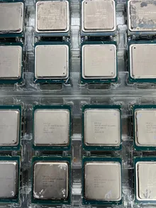 Intel Xeon E5-2690 v2 — product reference photo 1
