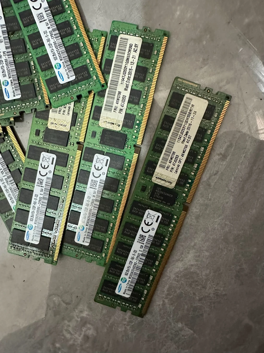 M393A2G40DB0-CPB00 — label reference photo 1
