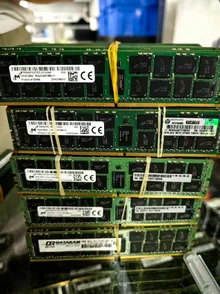Micron 16GB DDR4-2133 RDIMM 2Rx4 — reference photo including other products 1