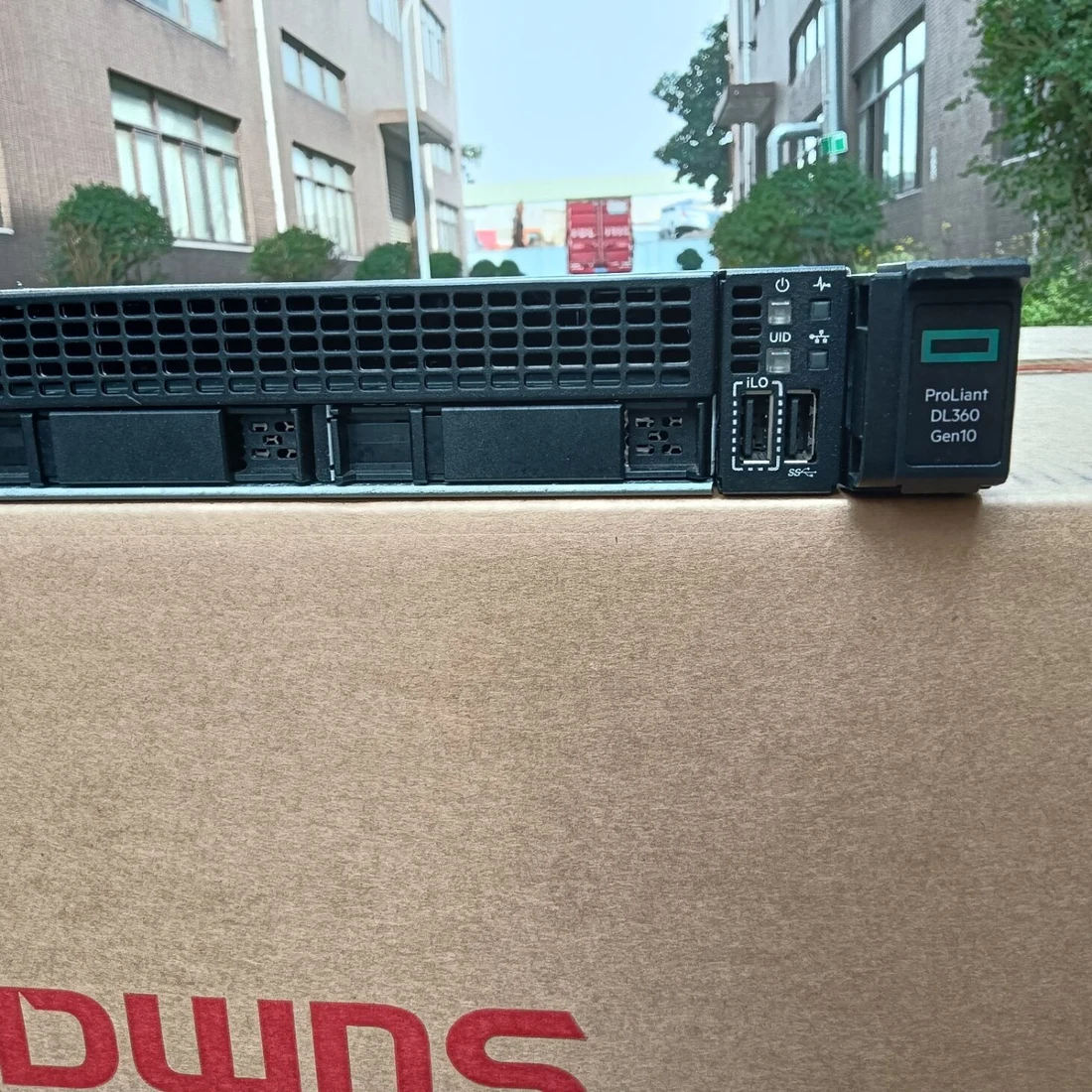 ProLiant DL360 Gen10 — product reference photo 1