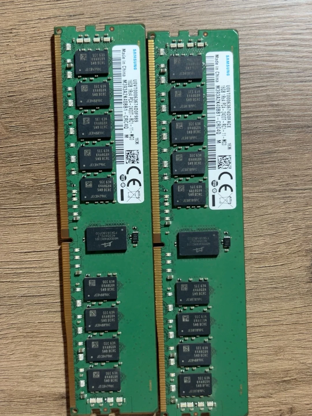 M393A2K40BB1-CRC4Q — label reference photo 1