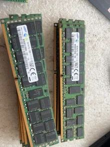 M393B2G70DB0-YK0 — product reference photo 2