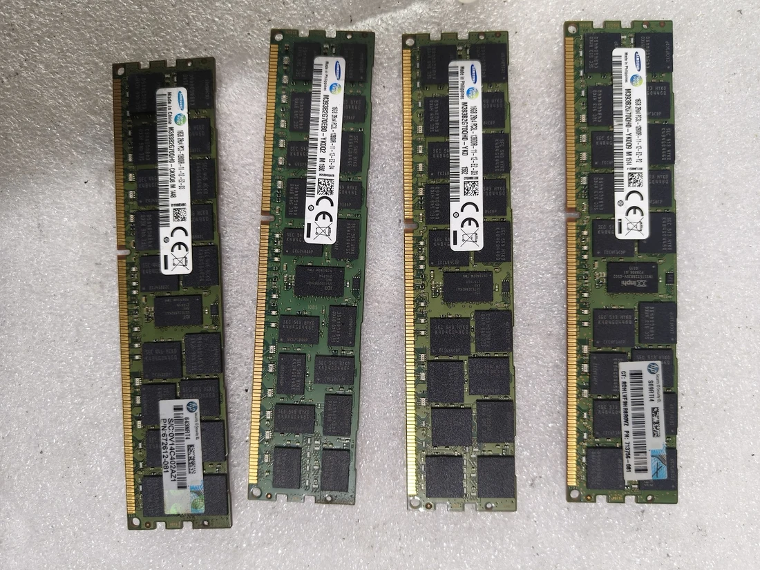 M393B2G70QH0-CK0Q8 — reference photo including other products 1