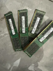 M393A4K40BB2-CTD5Q — reference photo including other products 1