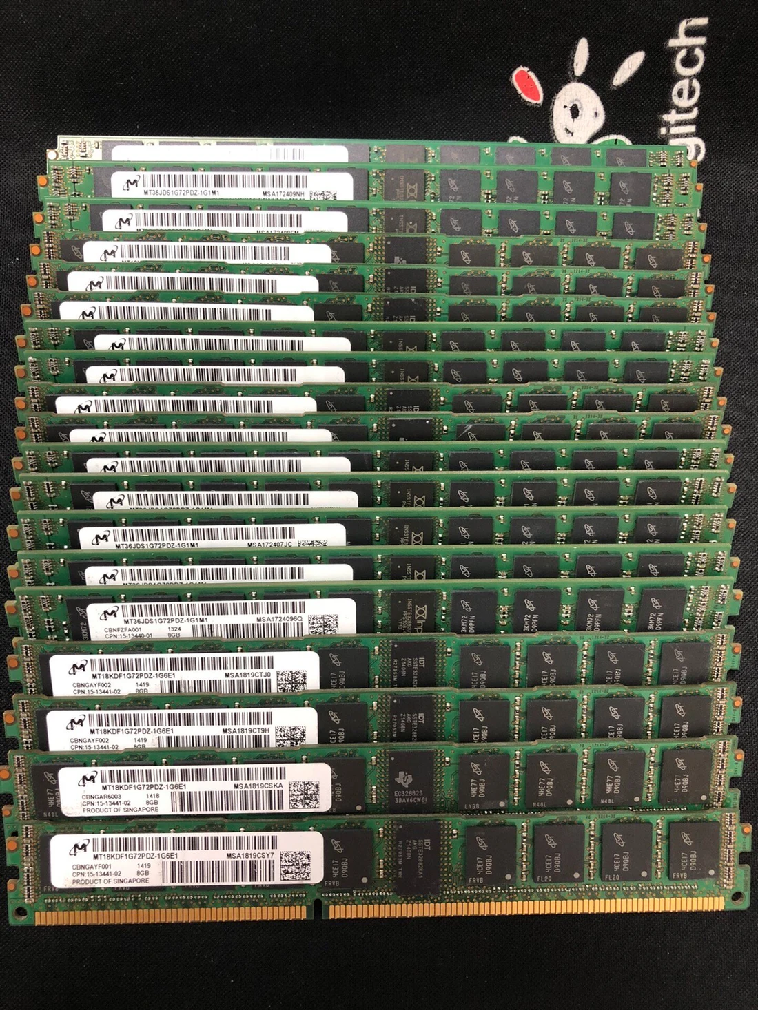 MT18KDF1G72PDZ-1G6E1 — reference photo including other products 1