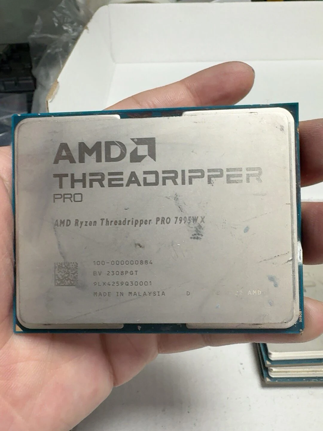 AMD Ryzen Threadripper PRO 7995WX — product reference photo 1