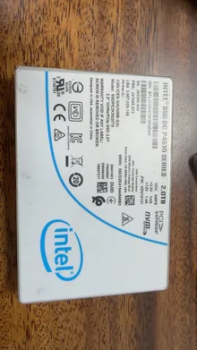 SSDPE2KX020T8 — product reference photo 2