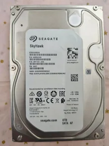ST8000VX004 — product reference photo 2