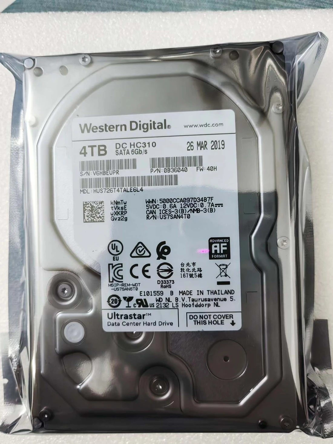 HUS726T4TALE6L4 — product reference photo 1