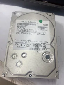 HUA721010KLA330 — product reference photo 2