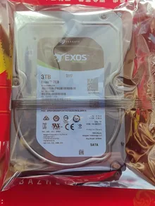 ST3000NM0033 — product reference photo 1