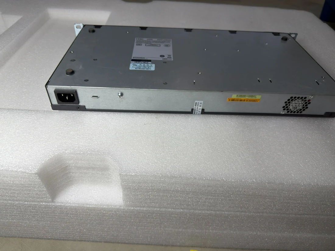 S5560S-52P-SI — product reference photo 1